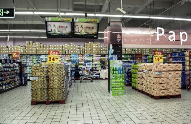 永辉家乐福等超市关店陨落其实是老百姓消费能力下降一个缩影
