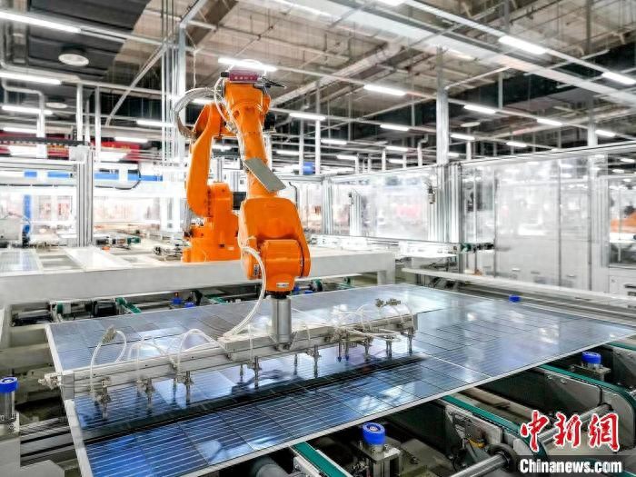 前8月青海西宁新兴产业产量增长明显 工业经济发展韧性显现
