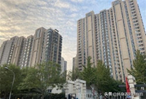 北京二手房市场的极限拉扯：卖家大降价，买家等捡漏