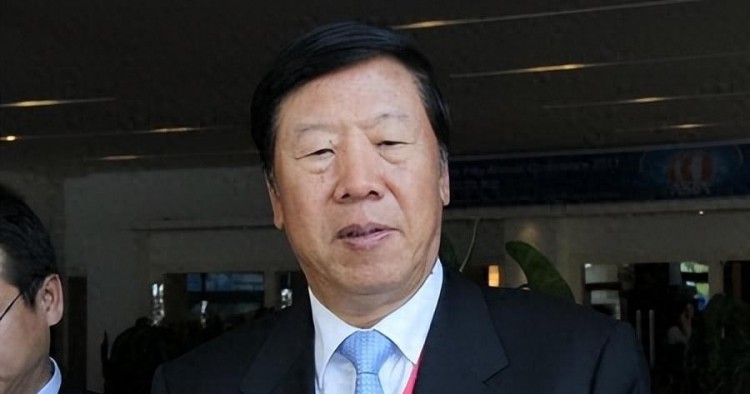 他曾任中国人民银行行长后主政天津多年现已79岁仍健在